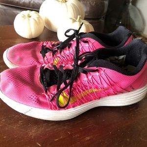 Nike women’s FLYWIRE running shoes